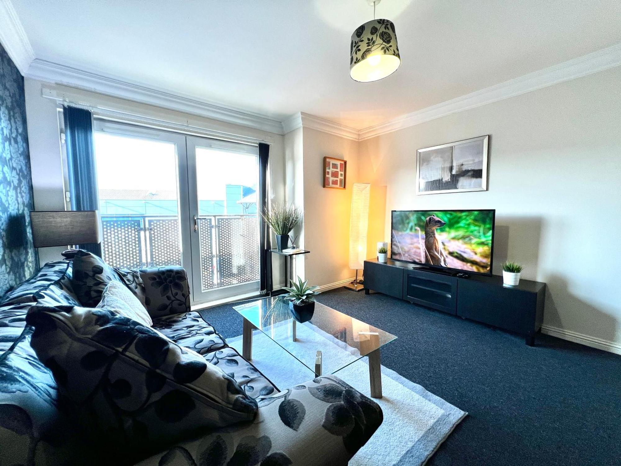 Stylish Modern Flat With Juliet Balcony & Parking Apartamento Glasgow Exterior foto