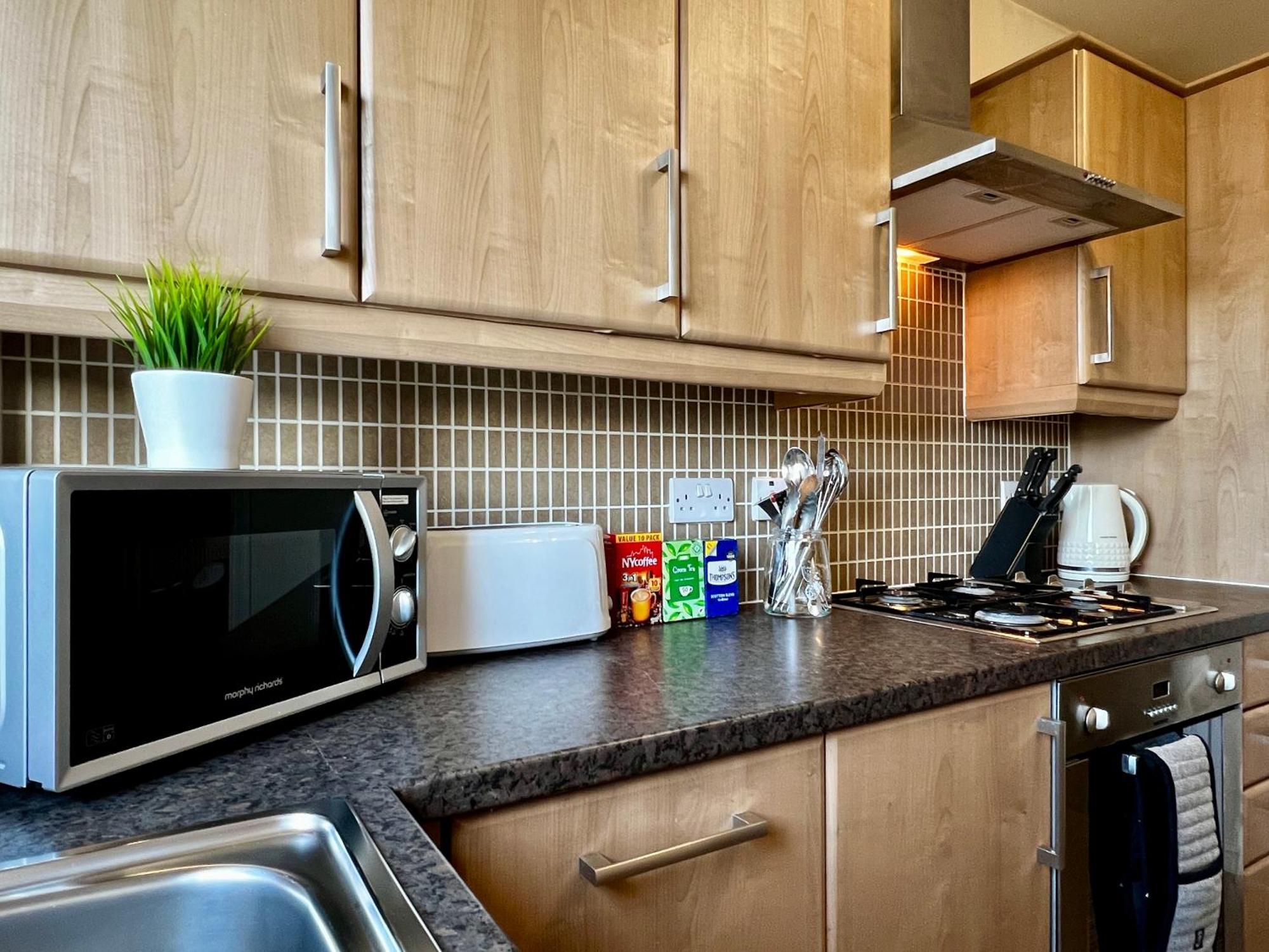 Stylish Modern Flat With Juliet Balcony & Parking Apartamento Glasgow Exterior foto